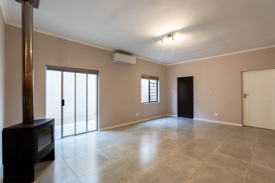 To Let 2 Bedroom Property for Rent in Groenvlei Western Cape